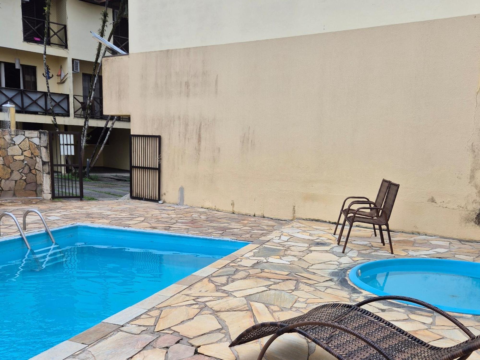 Casa 7 Em Ubatuba No Centro Condominio Com Piscina E Churrasqueira Exterior foto